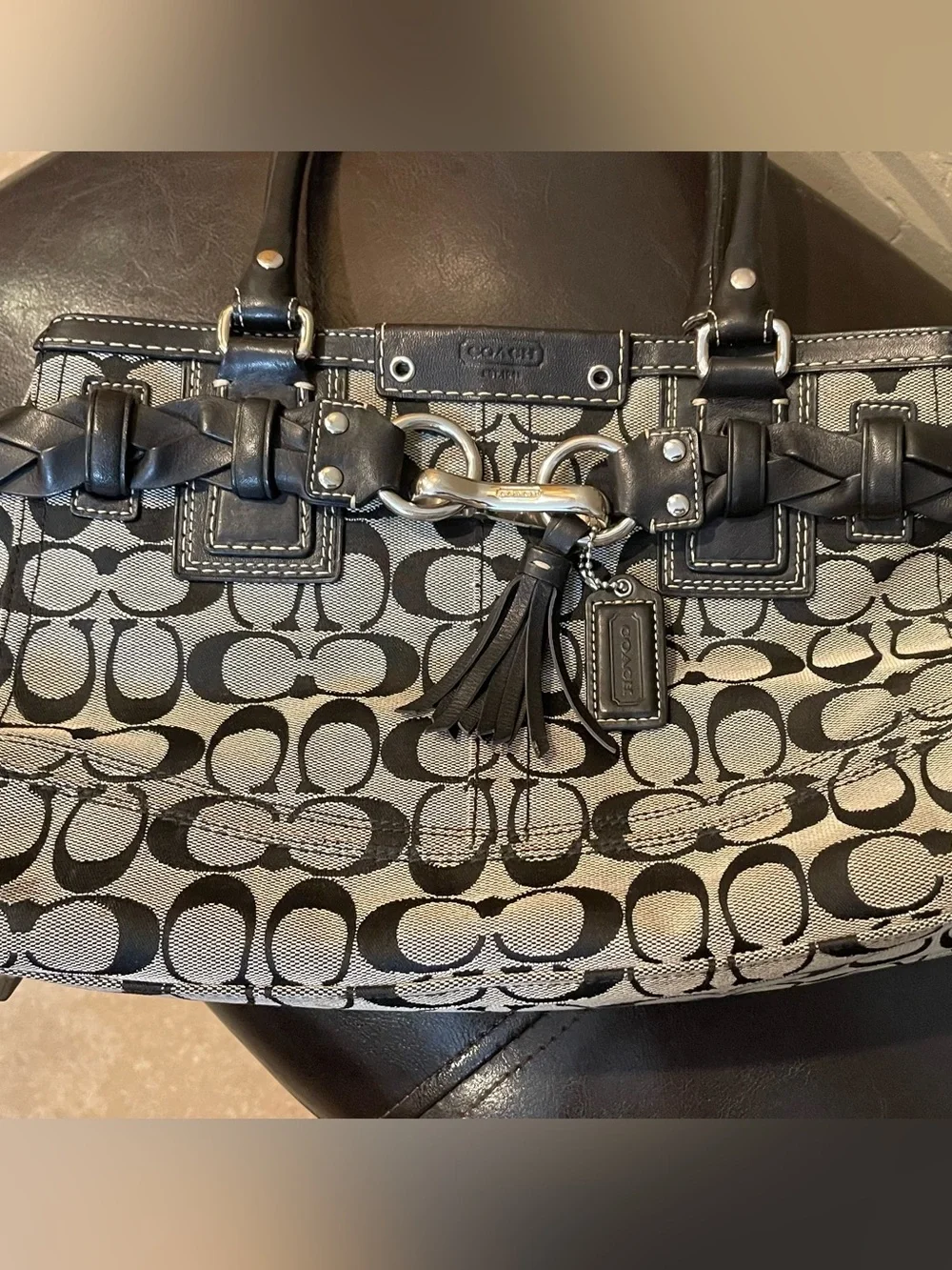 Coach Hamptons Carryall tote Satchel Black gray Signature Shoulder braided